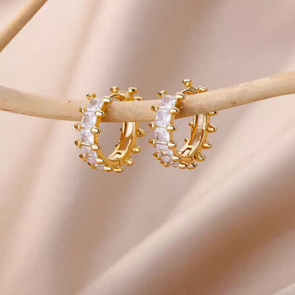 18K Gold Light Luxury Earrings