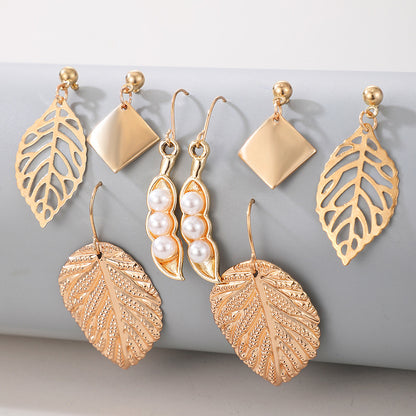 Textured Vintage Golden Leaf Earring