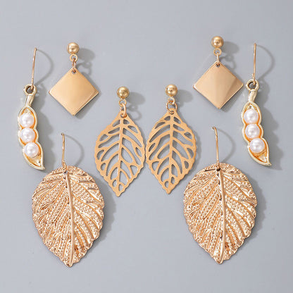 Textured Vintage Golden Leaf Earring