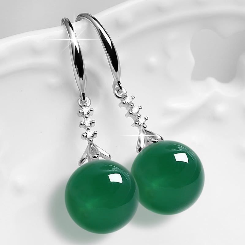 Chalcedony Elegant Silvering Earrings